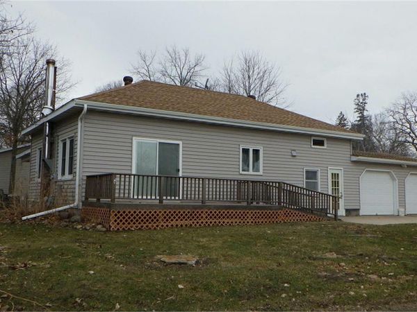 507 E Madison Street, Fayette, IA 52142