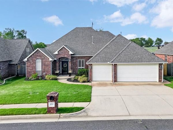 1717 Redland Drive, Edmond, OK 73003