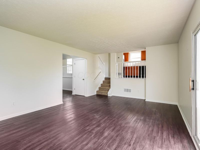 6617 Winbarr Way , Canal Winchester, OH 43110 Photo 6