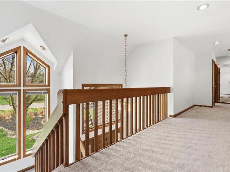 4001 Dogwood Trail, Dayton, OH 45429 Photo 12