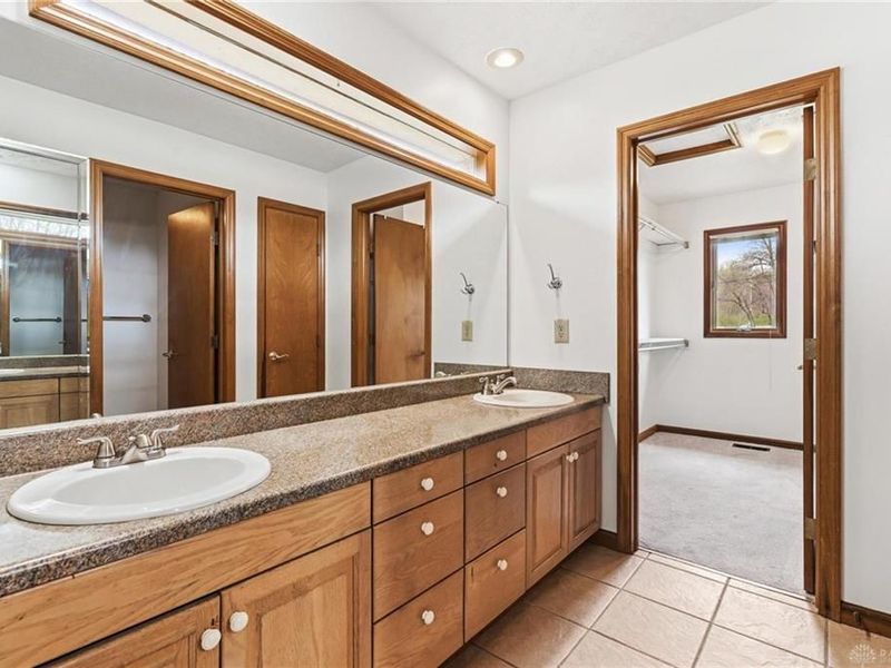 4001 Dogwood Trail, Dayton, OH 45429 Photo 16