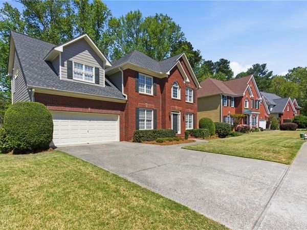 1112 Oakhurst Trail, Lawrenceville, GA 30043