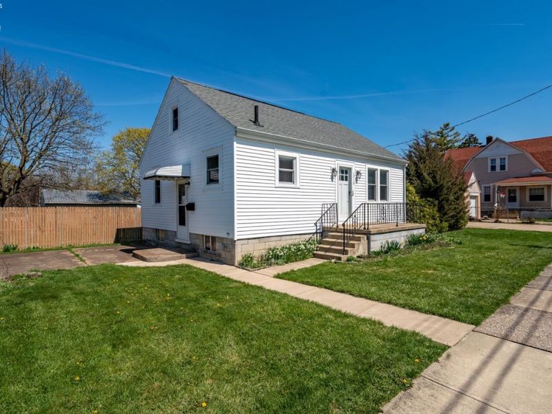 1719 Sandusky Street, Sandusky, OH 44870 Photo 2