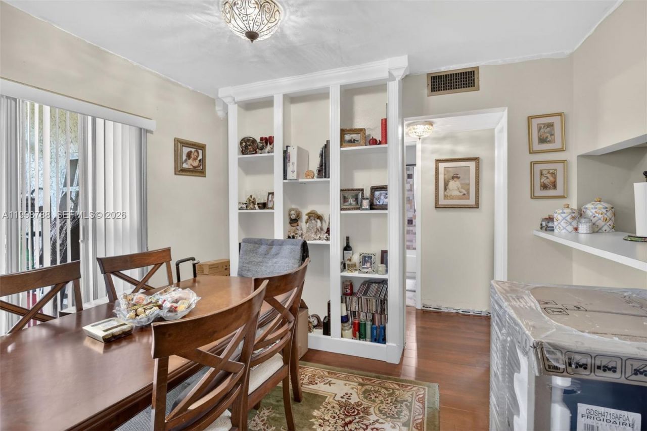 5240 NE 6th Ave , Unit H26, Oakland Park, FL 33334 Photo