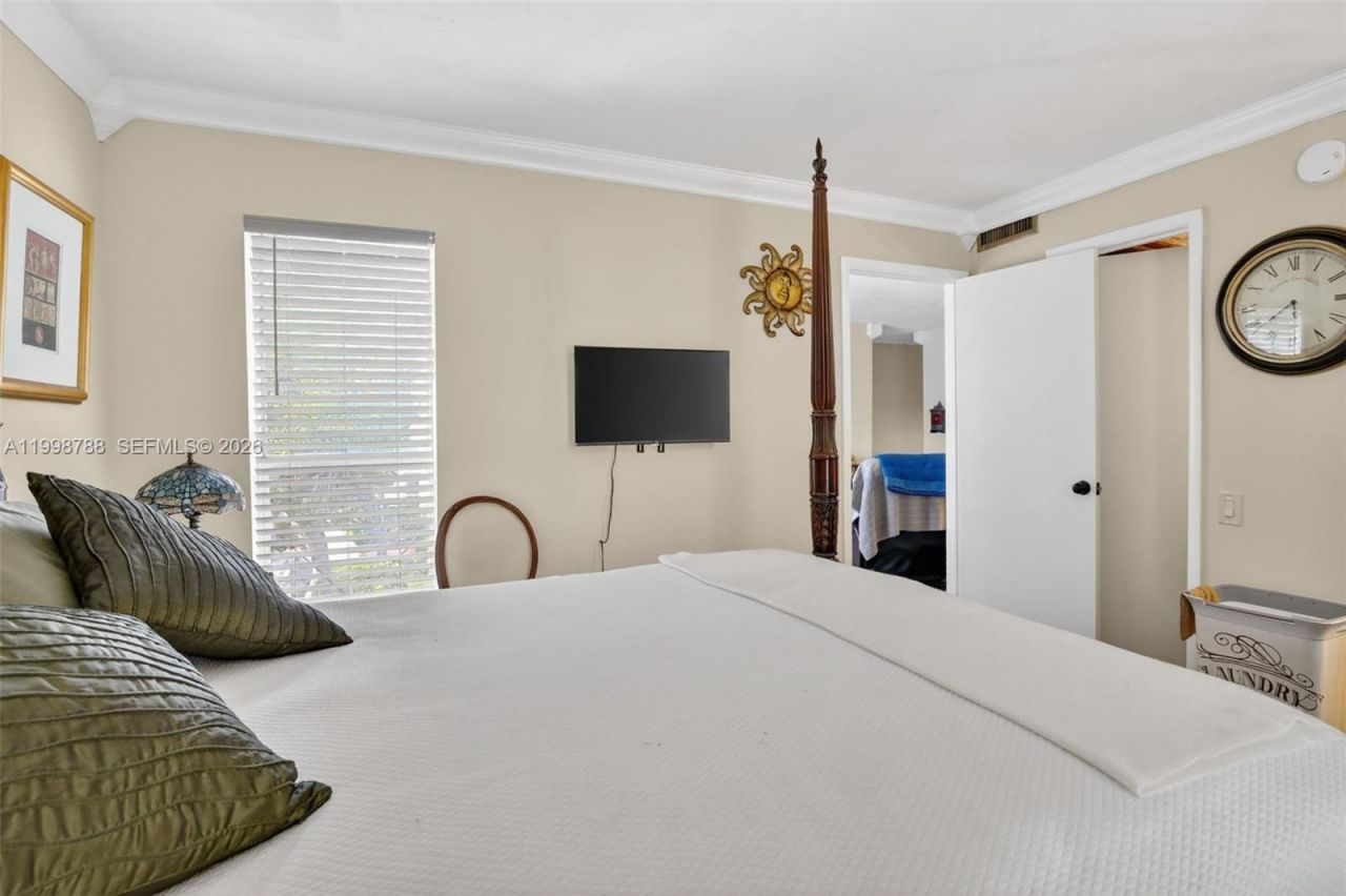 5240 NE 6th Ave , Unit H26, Oakland Park, FL 33334 Photo