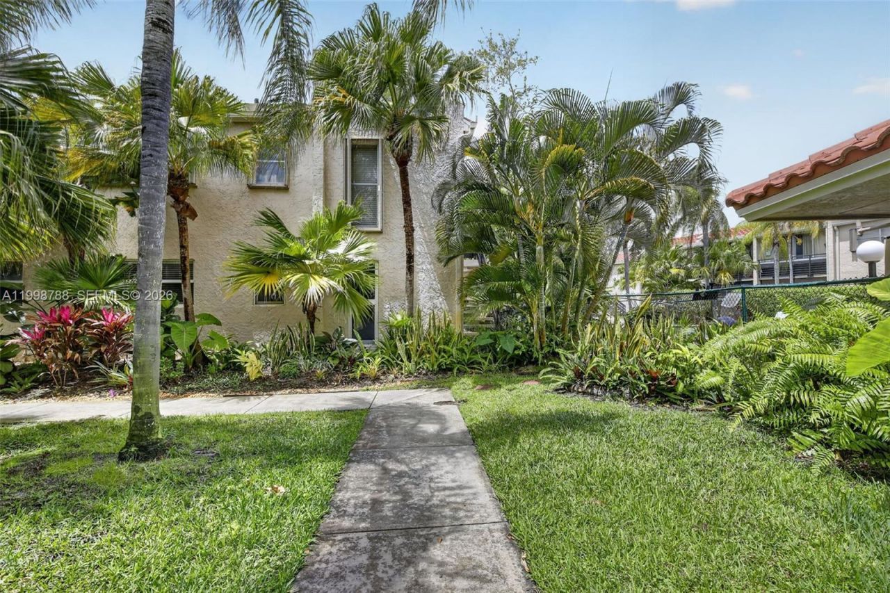 5240 NE 6th Ave , Unit H26, Oakland Park, FL 33334 Photo