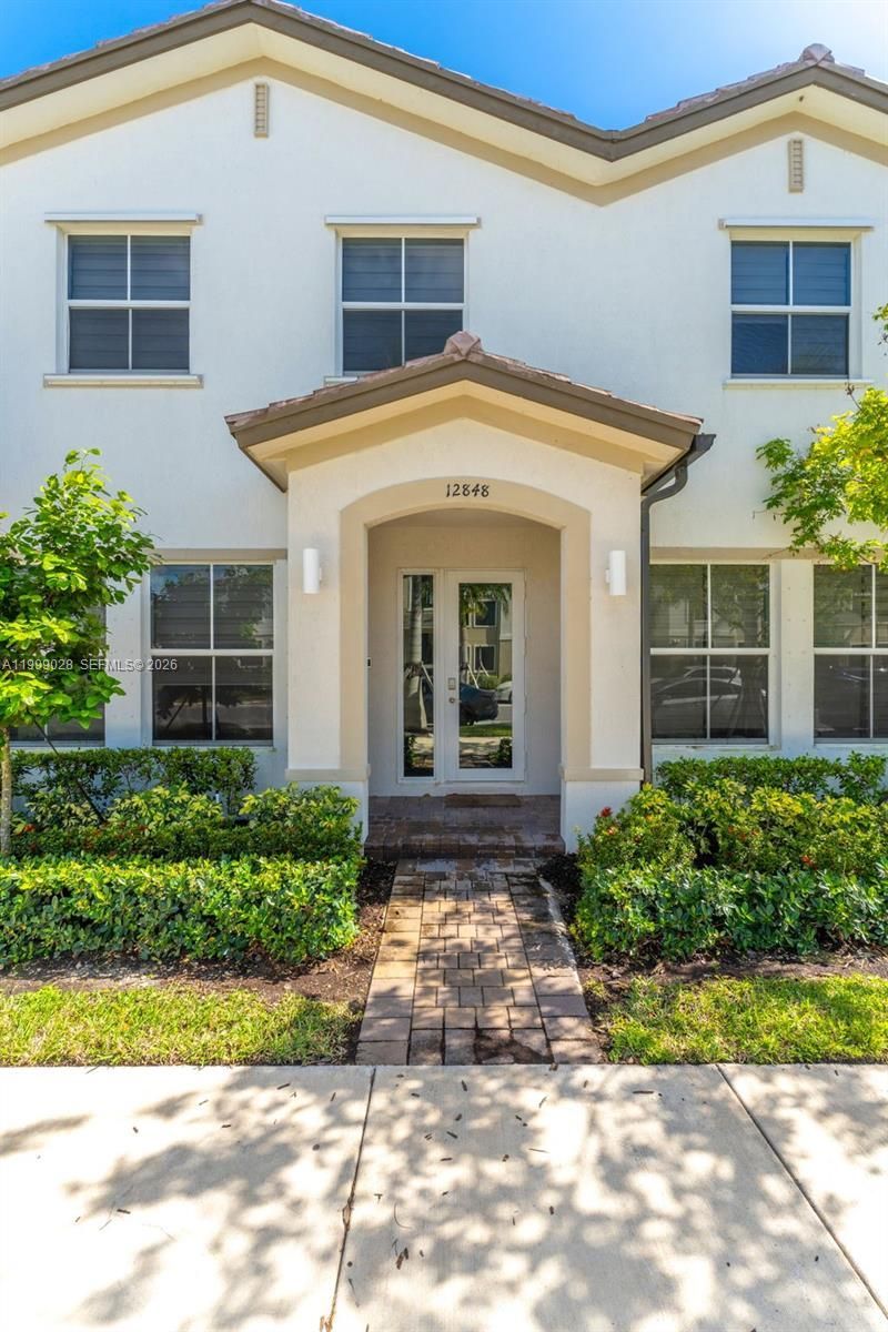 12848 SW 242nd St, Homestead, FL 33032 Main Photo