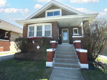 6840 30th Street, Berwyn, IL 60402