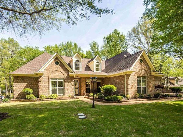 245 FOREST GLADE CV, Eads, TN 38028