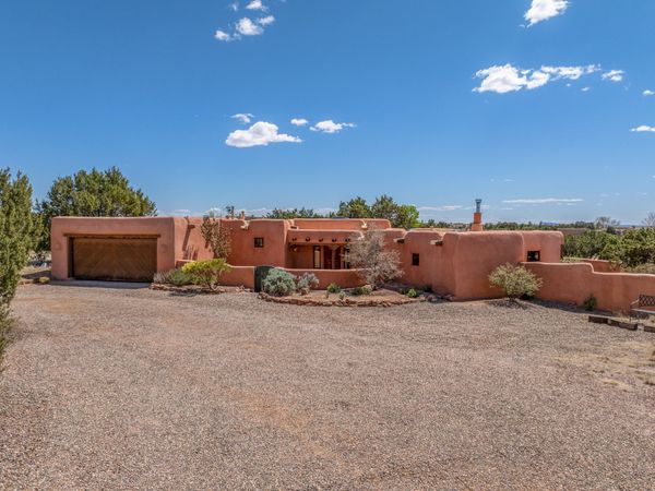 9 Antigua Road, Santa Fe, NM 87508