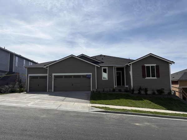 10745 N Rustle Rd, Spokane, WA 99208