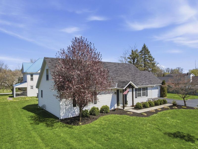 198 S Vine Street, Pataskala, OH 43062 Photo 2