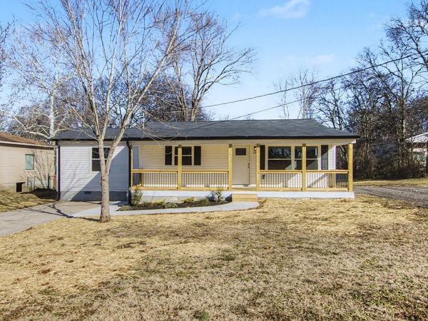 206 Moreland Ave, Shelbyville, TN 37160