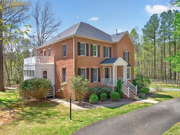 7087 DICK WOODS RD, AFTON, VA 22920