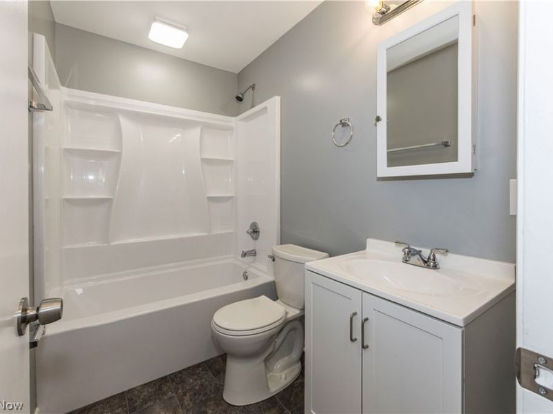 1132 Battles Avenue, Akron, OH 44314 Photo 24