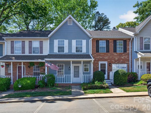 8214 Circle Tree Lane, Charlotte, NC 28277