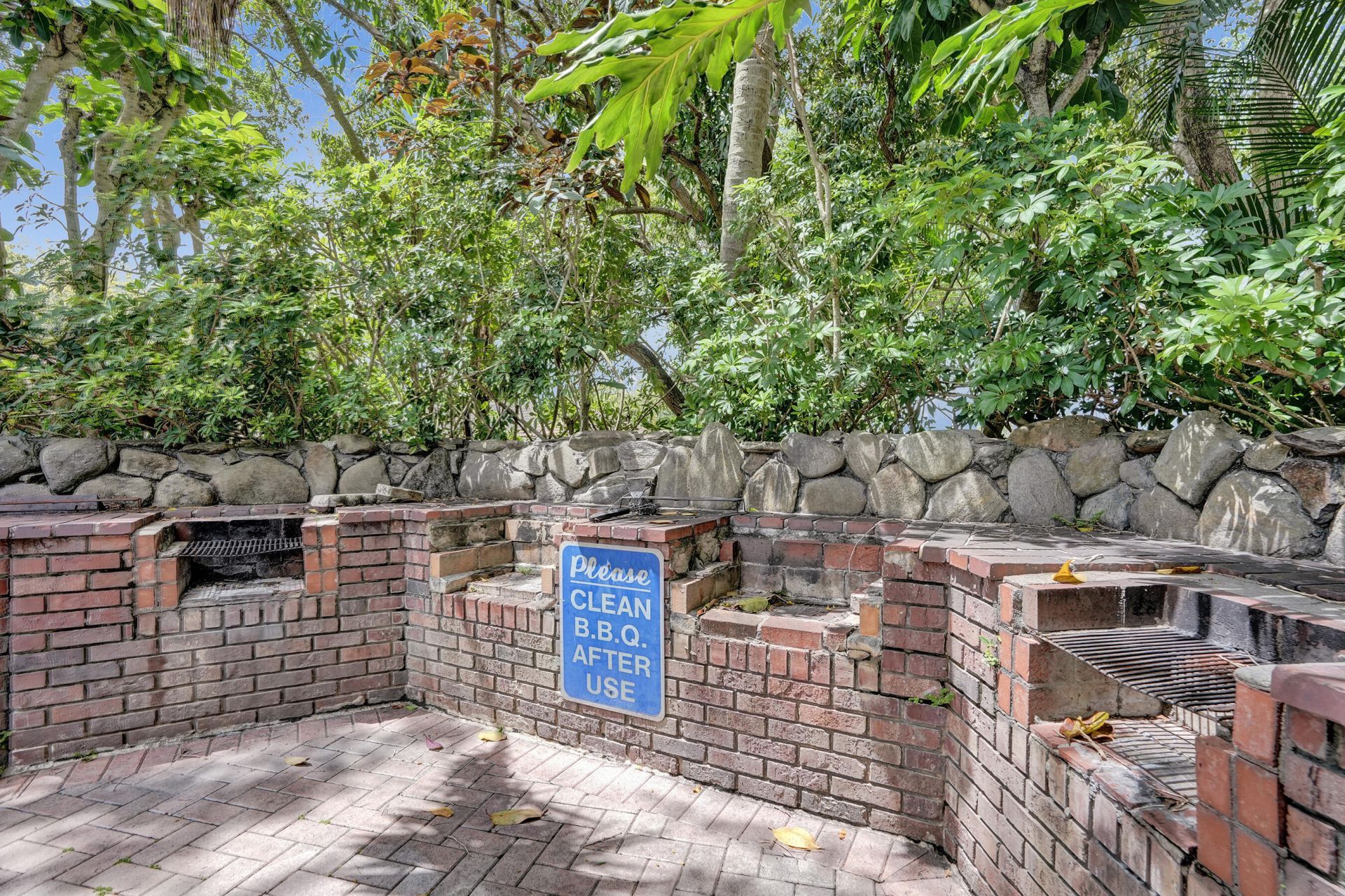 2850 N Palm Aire Drive, Unit 401, Pompano Beach, FL 33069 Photo