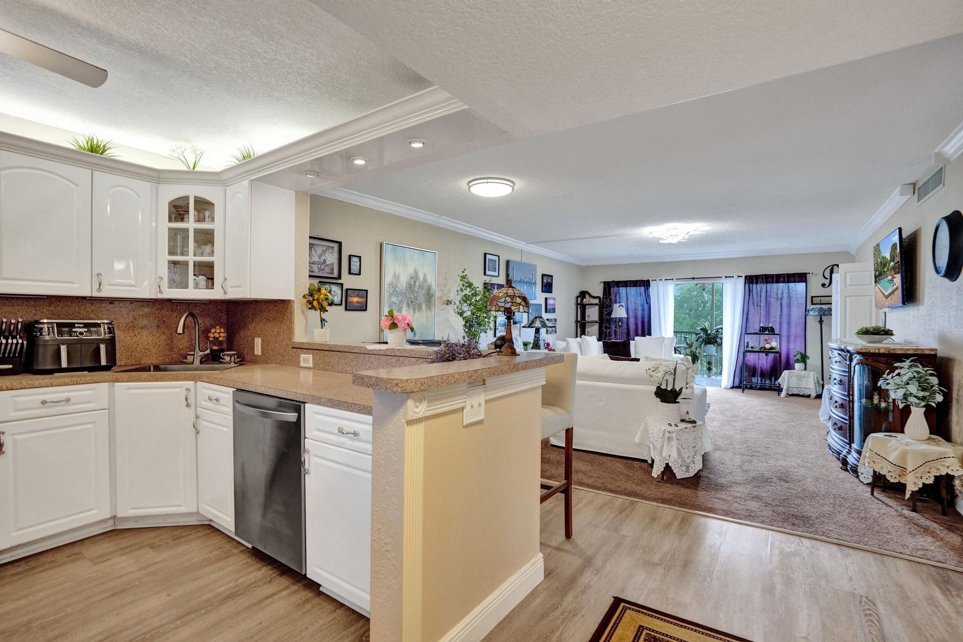 2850 N Palm Aire Drive, Unit 401, Pompano Beach, FL 33069 Photo