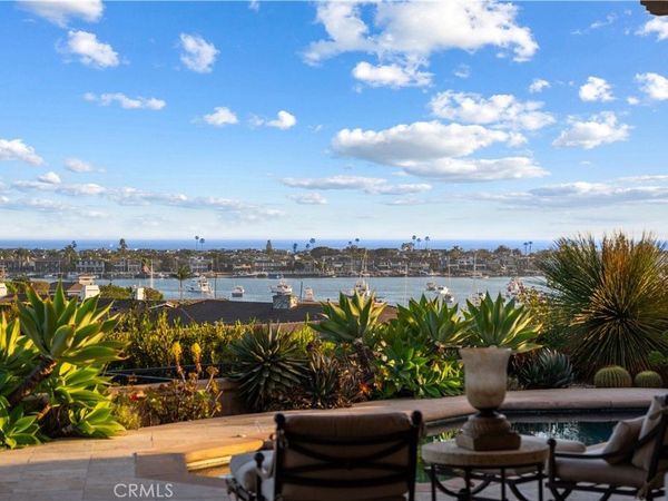 600 Ramona, Corona Del Mar, CA 92625