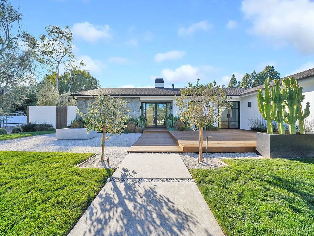 1901 Glenwood Lane, Newport Beach, CA 92660 Main Photo