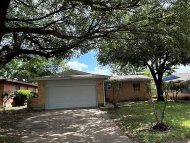 4216 Sun Valley Drive, Dallas, TX 75216