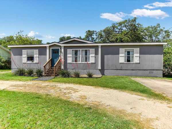 620 E Fm 243, Bertram, TX 78605