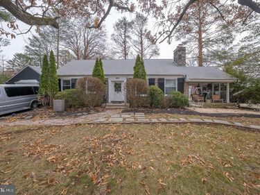 1022 CLOVER HILL ROAD, WYNNEWOOD, PA 19096