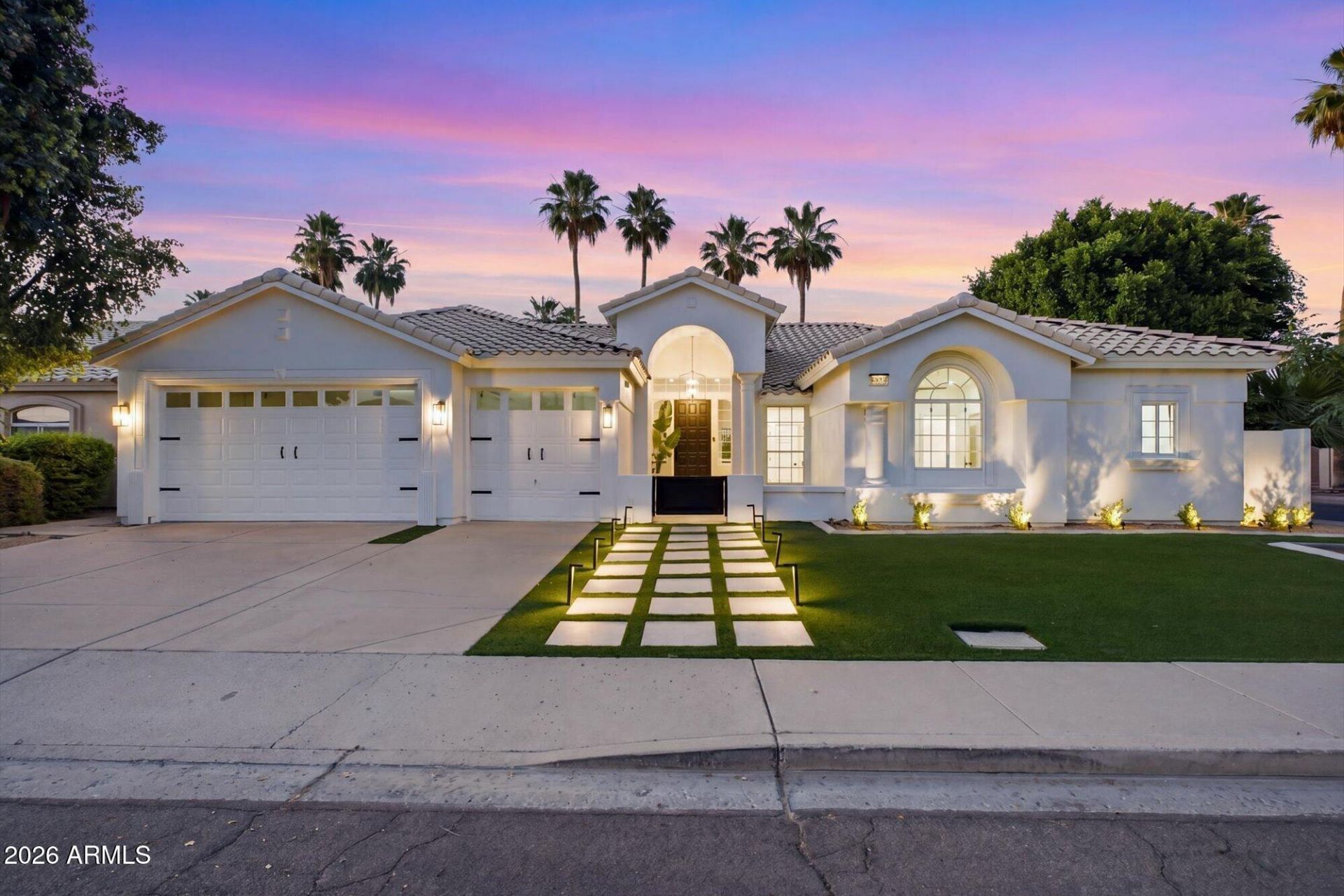 8876 E Surrey Avenue, Scottsdale, AZ 85260 Main Photo
