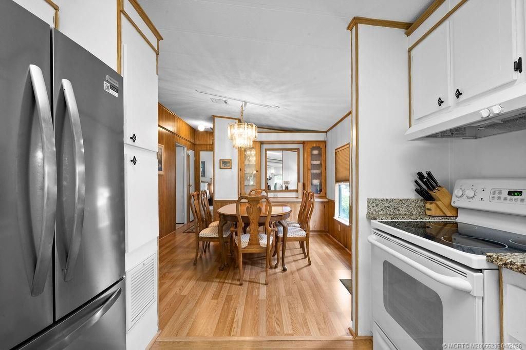 7894 SE Saratoga Drive, Hobe Sound, FL 33455 Photo