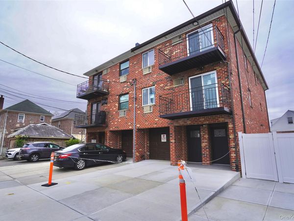 4658 161st Street , Flushing, NY 11358