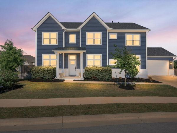 202 Smoke Tree CIR, Dripping Springs, TX 78620