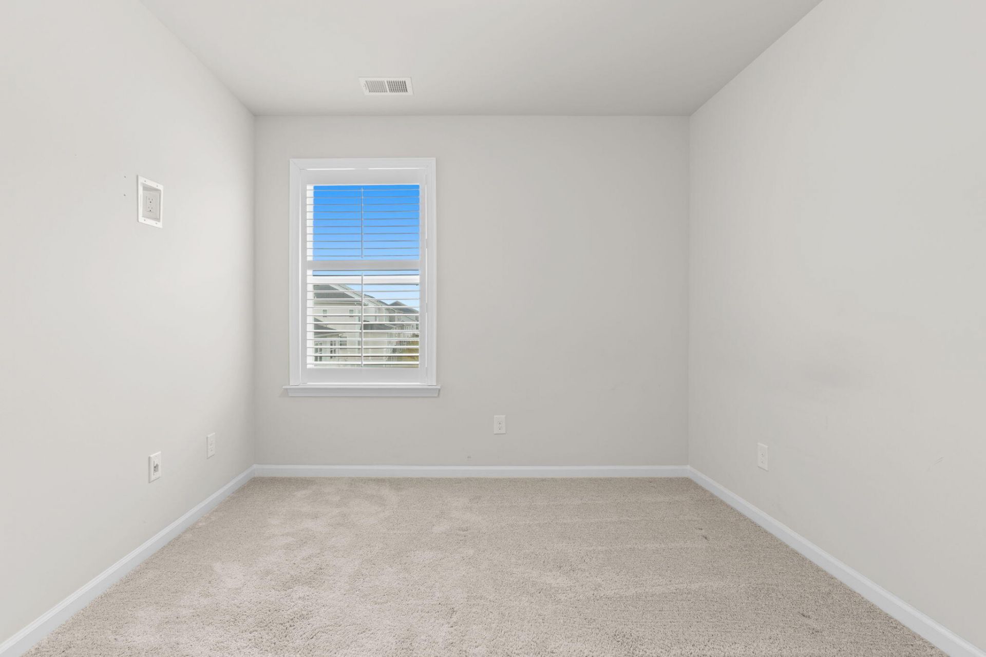 574 Mclernon Trace Photo 16