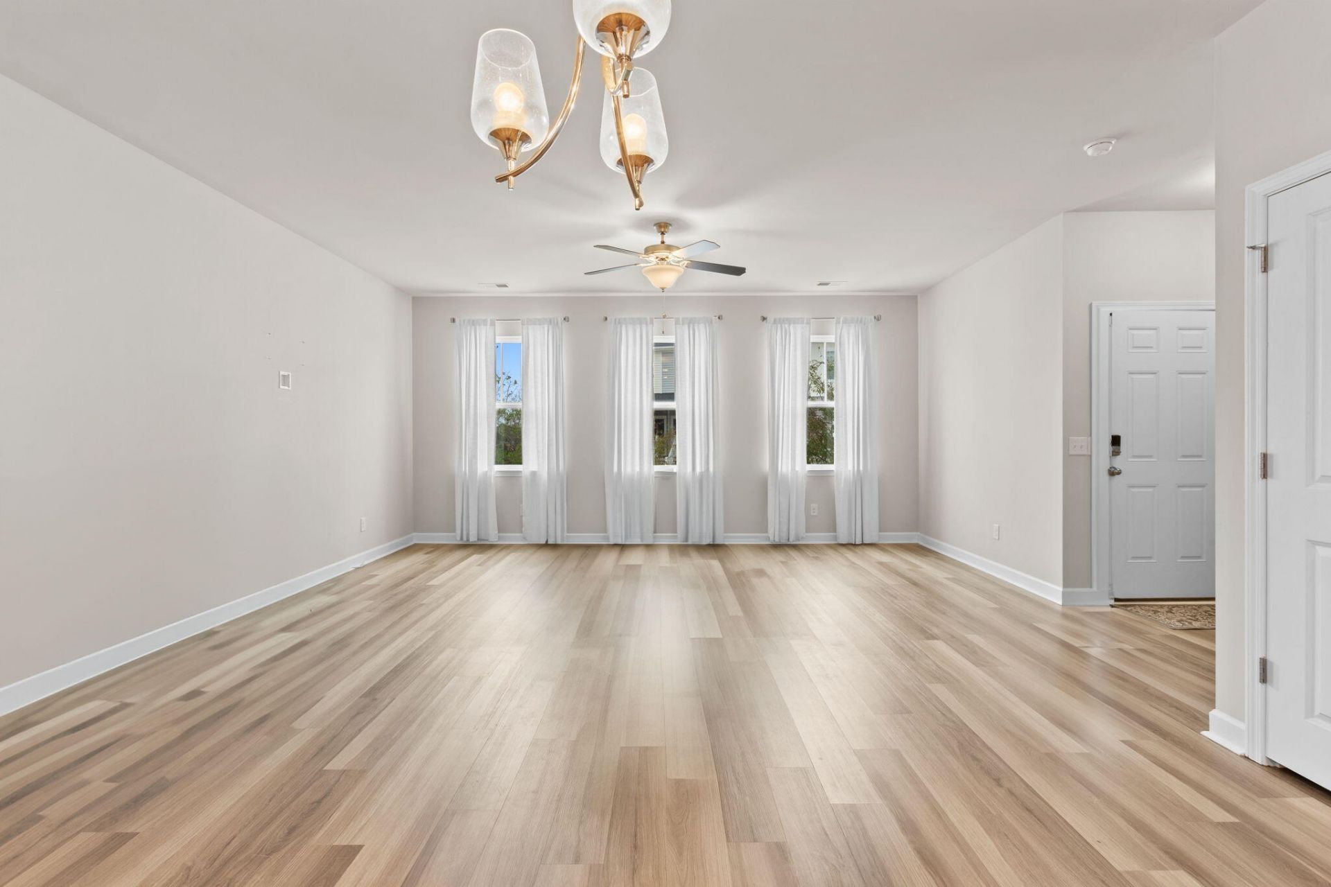 574 Mclernon Trace Photo 6