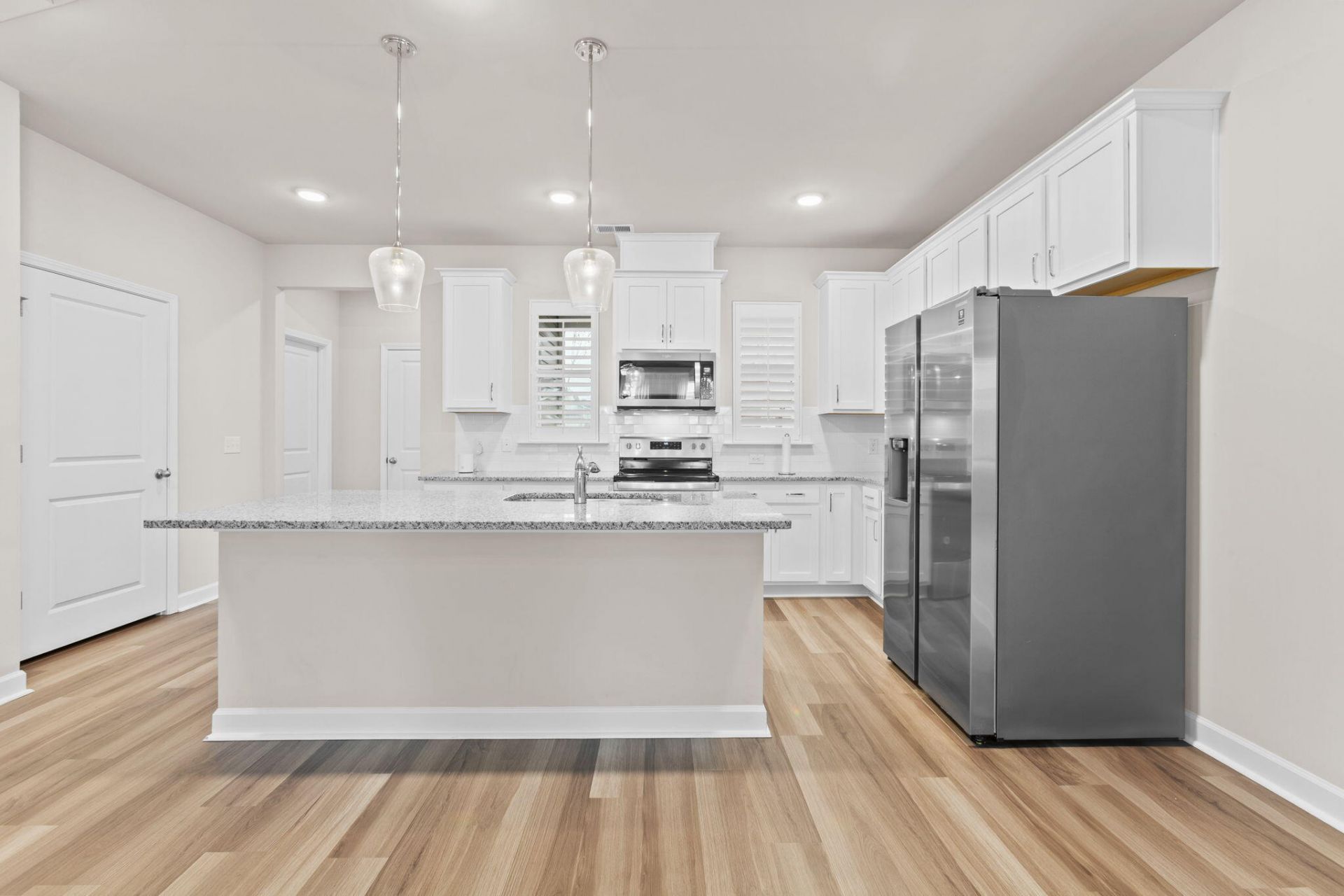 574 Mclernon Trace Photo 7