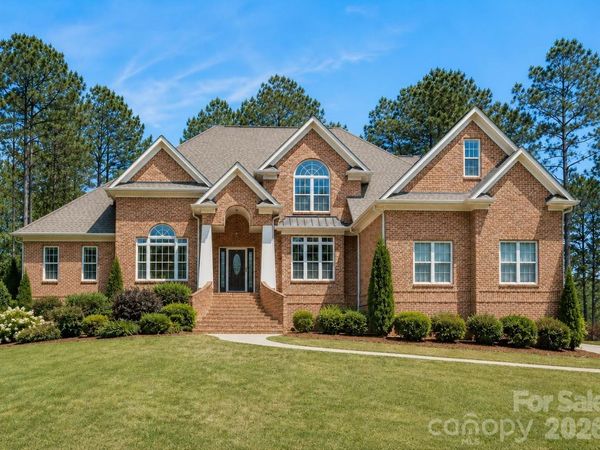 137 Northington Woods Drive, Mooresville, NC 28117