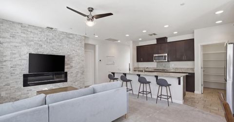 2069 Camino Real Way, Roseville, CA 95747 Photo