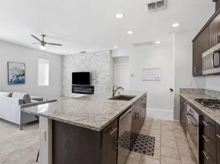 2069 Camino Real Way, Roseville, CA 95747 Photo