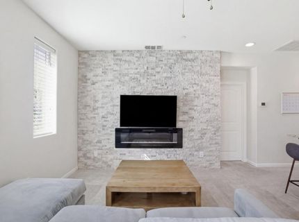 2069 Camino Real Way, Roseville, CA 95747 Photo
