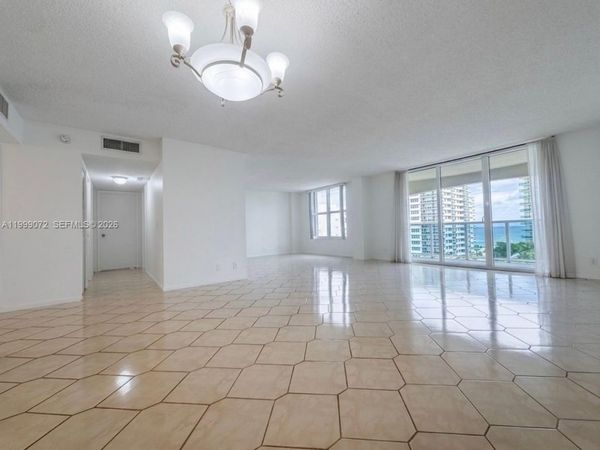 3800 S Ocean Dr, Unit 719, Hollywood, FL 33019