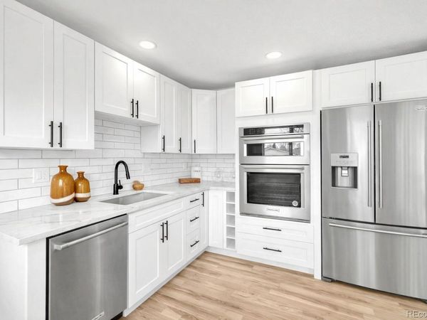 3320 W Saratoga Avenue, Englewood, CO 80110