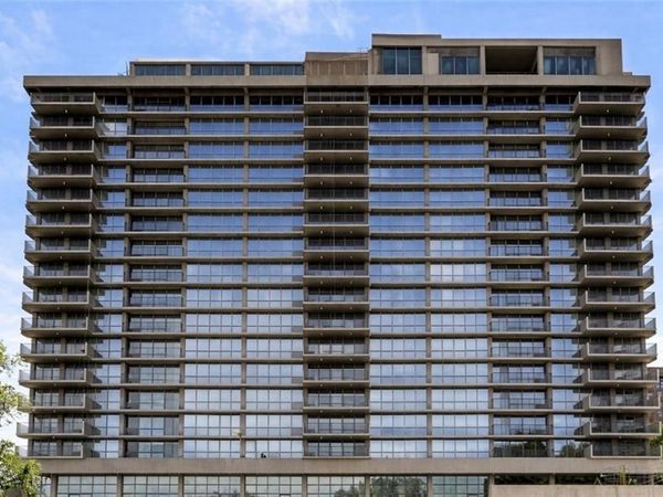 600 Admiral Boulevard, Unit 907, Kansas City, MO 64106