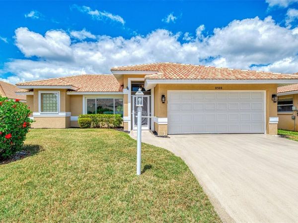 8300 PARKSIDE DRIVE , ENGLEWOOD, FL 34224