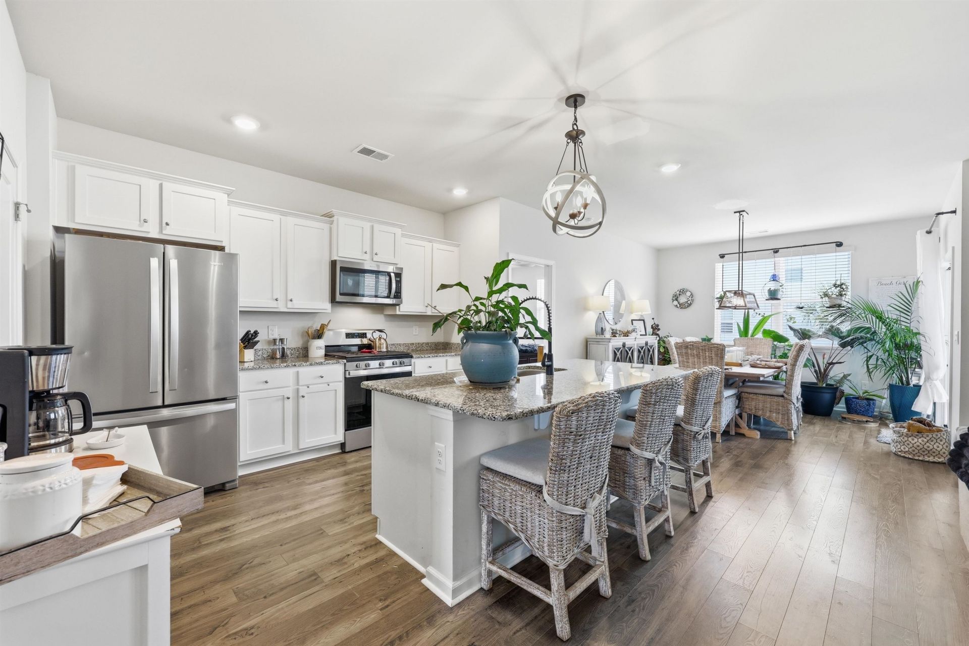 971 Irving Dr. Photo 15