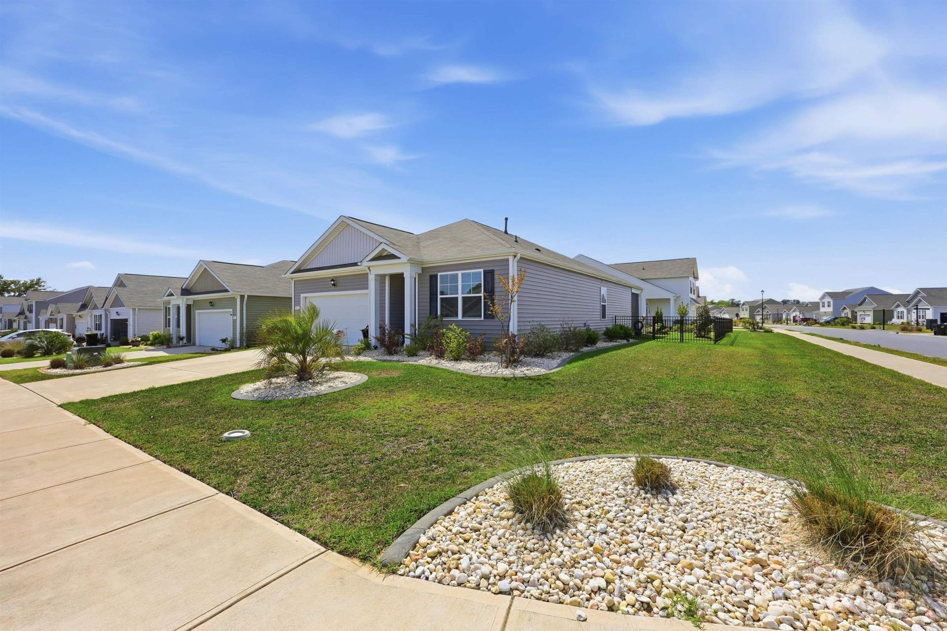 971 Irving Dr. Photo 5