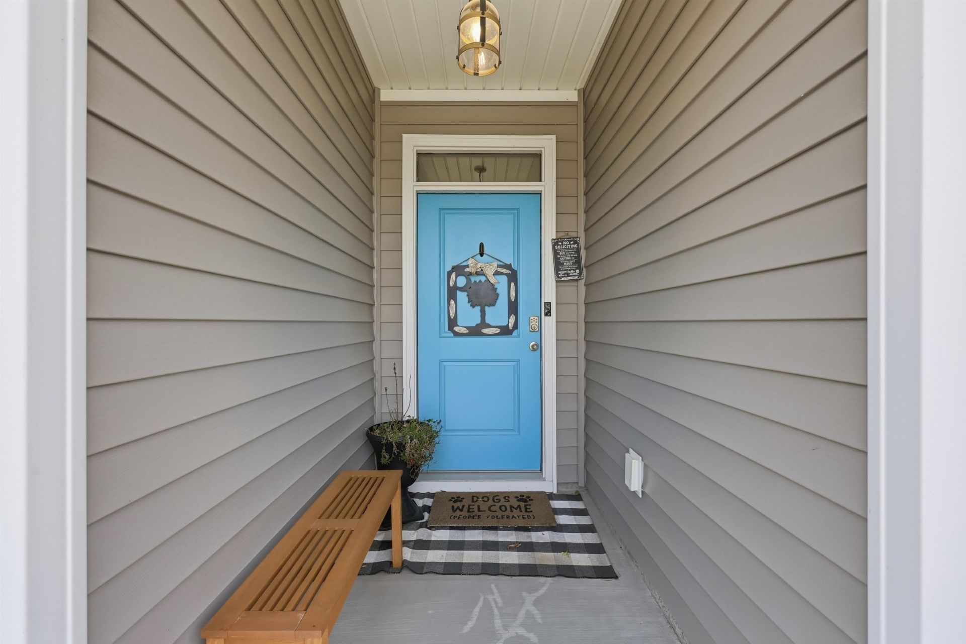 971 Irving Dr. Photo 6