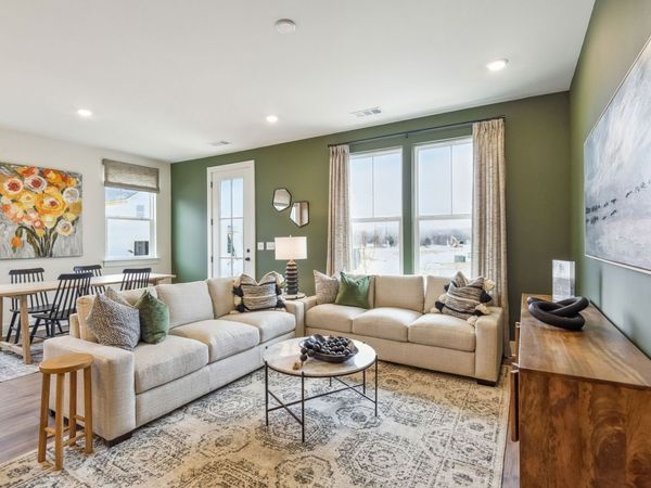 6048 Mill Tree Dr, Nashville, TN 37221