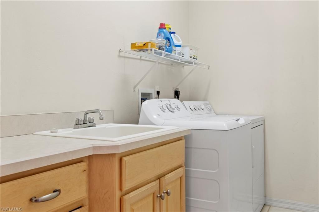 1504 SE 20th St, Cape Coral, FL 33990 Photo