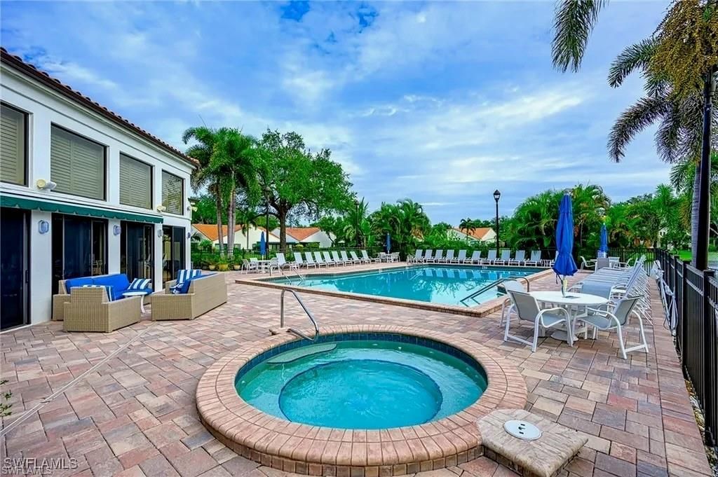 619 Beachwalk Cir, Unit I201, Naples, FL 34108 Photo