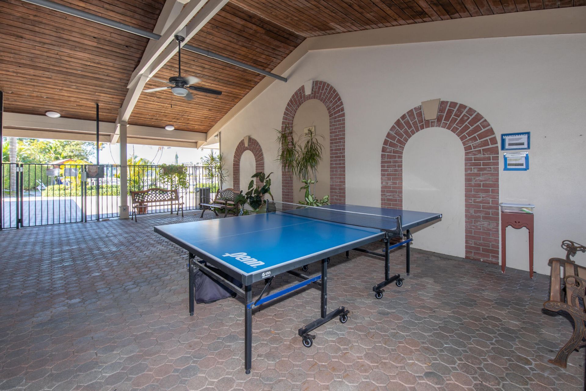 2728 N Garden Dr Drive N, Unit 413, Lake Worth, FL 33461 Photo