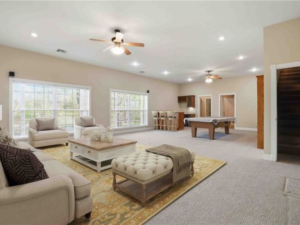 21 Burnmouth Lane, Bella Vista, AR 72715